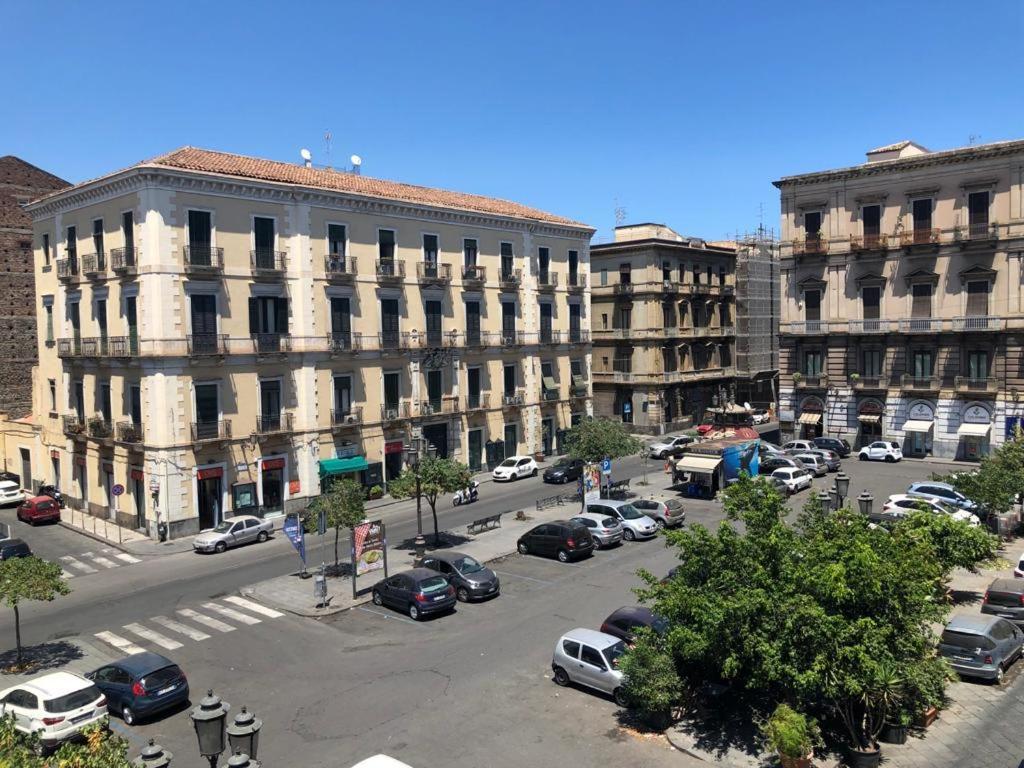 Finestre In Piazza Apartamento Catânia Exterior foto